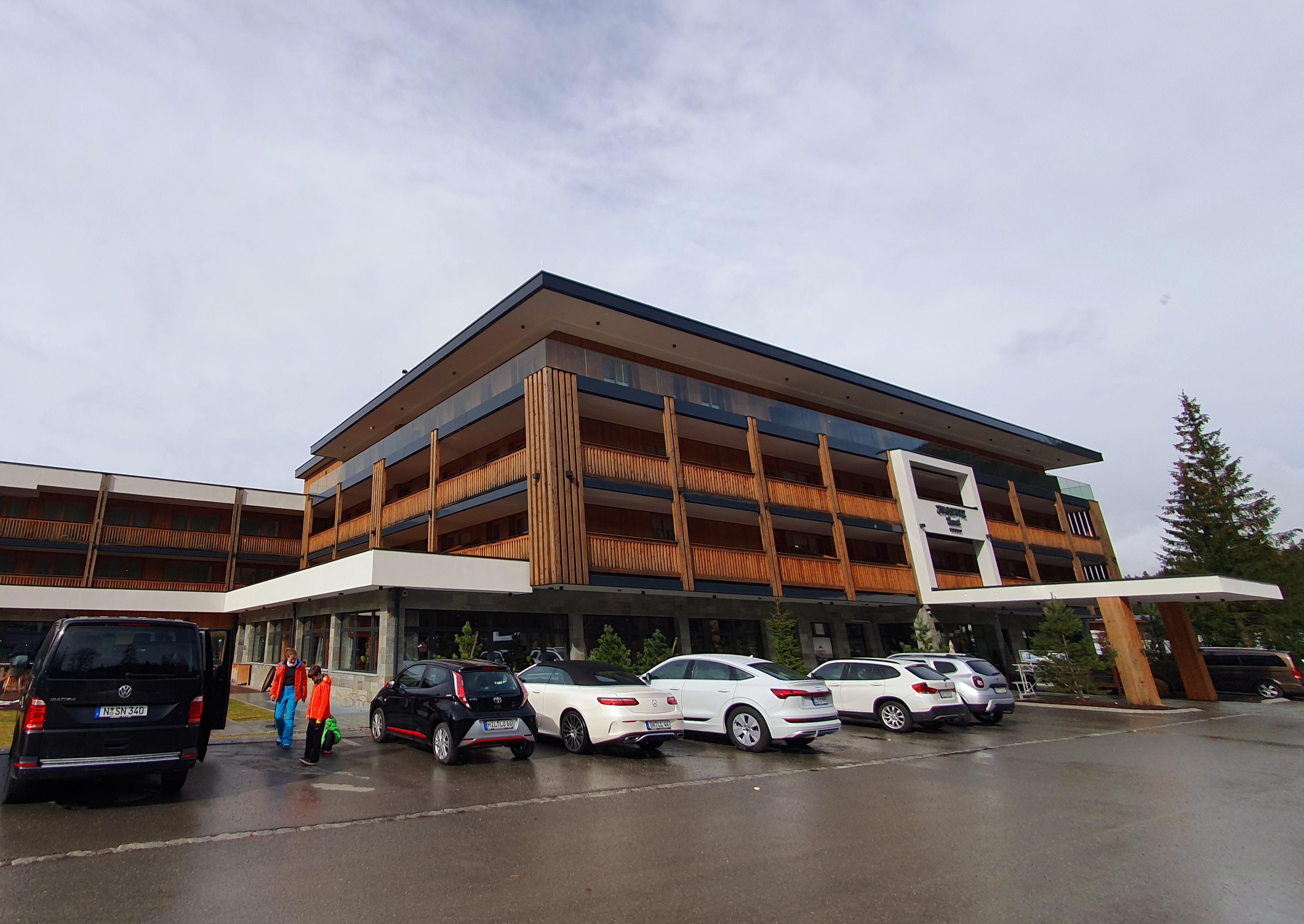 Das neue Haupthaus des Zugspitzresorts.