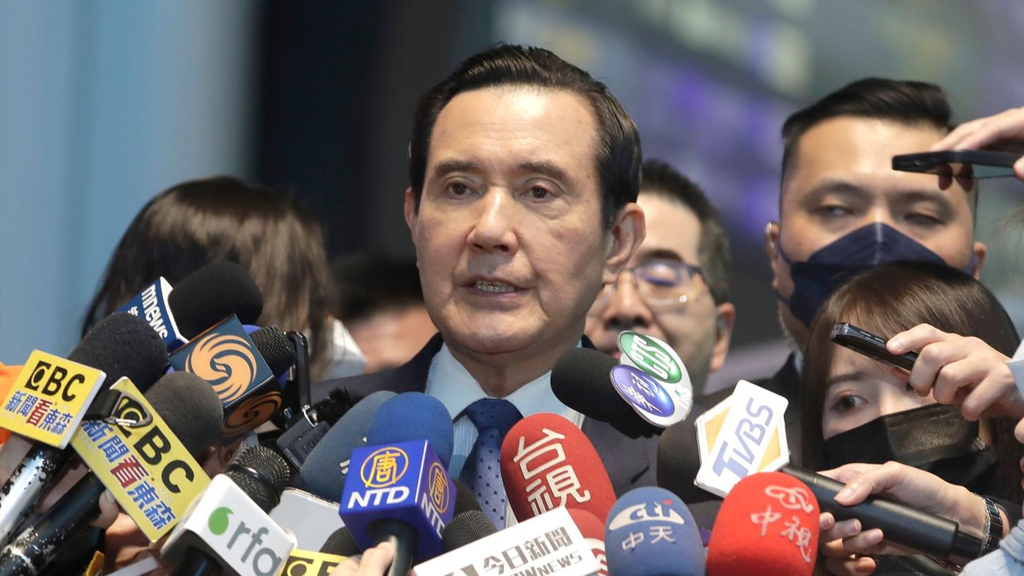 Regierte die Inselrepublik von 2008 bis 2016 - unter seiner Führung näherten sich Taiwan und China an: Ma Ying-jeou. Regierte die Inselrepublik von 2008 bis 2016 - unter seiner Führung näherten sich Taiwan und China an: Ma Ying-jeou.