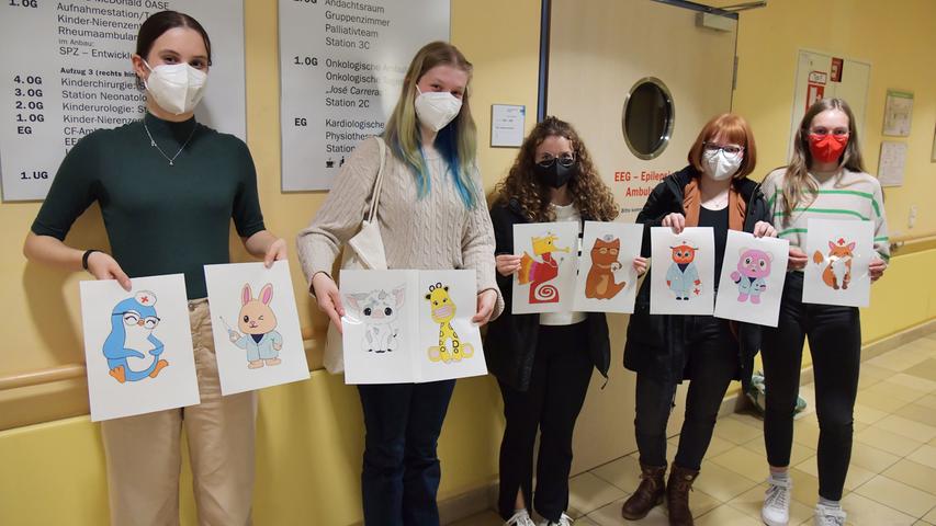 Witzige Sticker: Häschen mit Fieberthermometer, Giraffe mit Mundschutz – diese Aufkleber werden bald die Türen der Patientenzimmer zieren. Witzige Sticker: Häschen mit Fieberthermometer, Giraffe mit Mundschutz – diese Aufkleber werden bald die Türen der Patientenzimmer zieren.