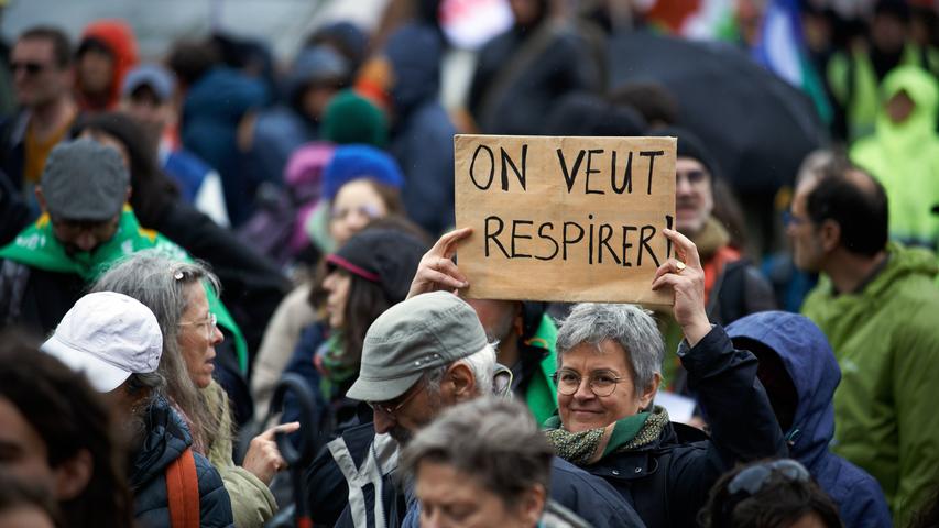 Teilnehmer eines Klima-Protests in Toulouse. (Symbolbild) Teilnehmer eines Klima-Protests in Toulouse. (Symbolbild)