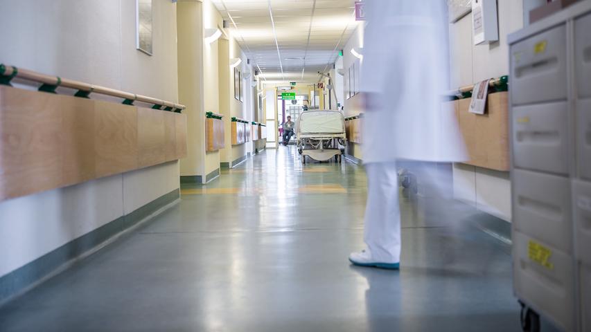Krankenhausgesellschaft schlägt Alarm: Neun von zehn Kliniken rutschen in die roten Zahlen