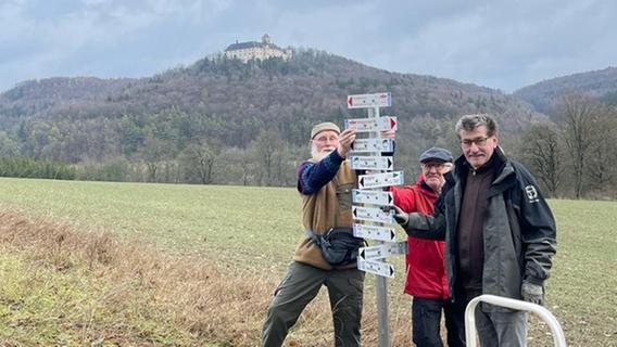 Einheitliche Schilder beim Wandern: Die Fränkische Schweiz ist auf dem besten Weg zum Wanderparadies