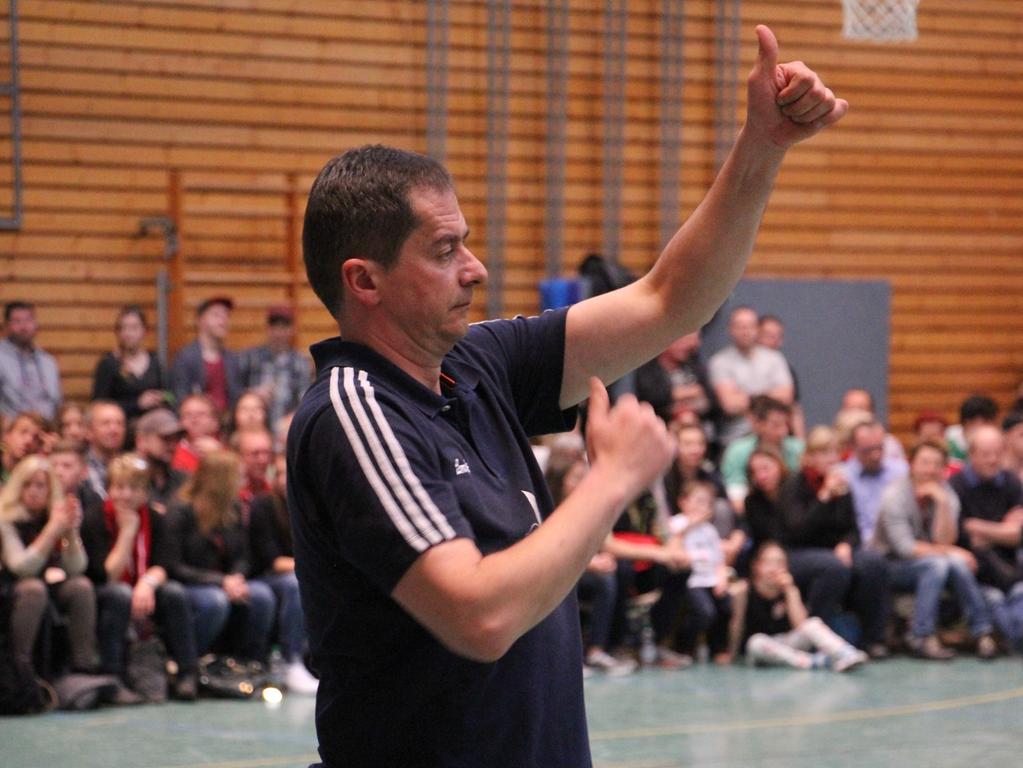 Daumen hoch für Treuchtlingen und das Basketball-Projekt des VfL: Stephan Harlander.
