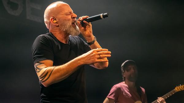 Thomas D von den "Fantastischen Vier" servierte in der Kulturfabrik alte "Fanta"-Nummern.