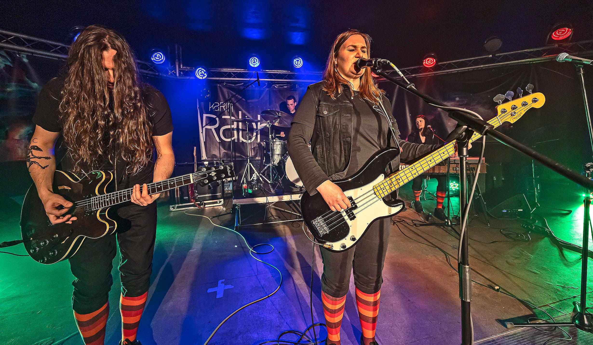 Karin Rabhansls Band versteht sich blind mit ihrer Chefin.