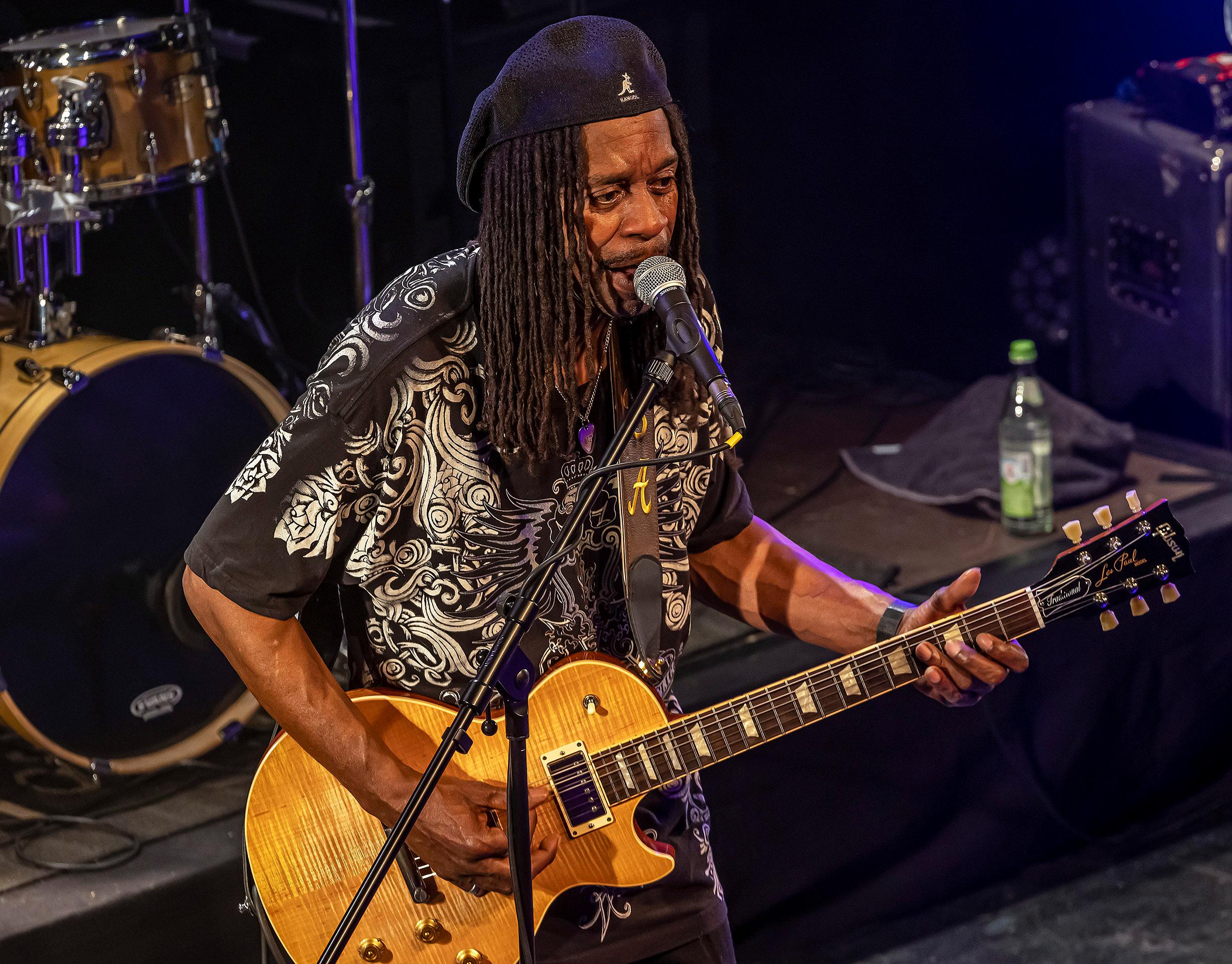 Bernard Allison kehrte nach 16 Jahren in die Kulturfabrik zurück und verzauberte die Fans erneut.