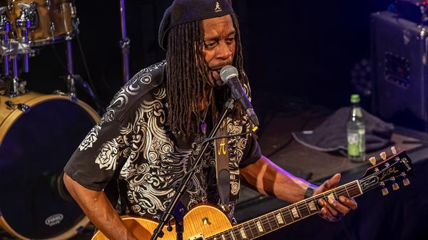 Bernard Allison kehrte nach 16 Jahren in die Kulturfabrik zurück und verzauberte die Fans erneut.