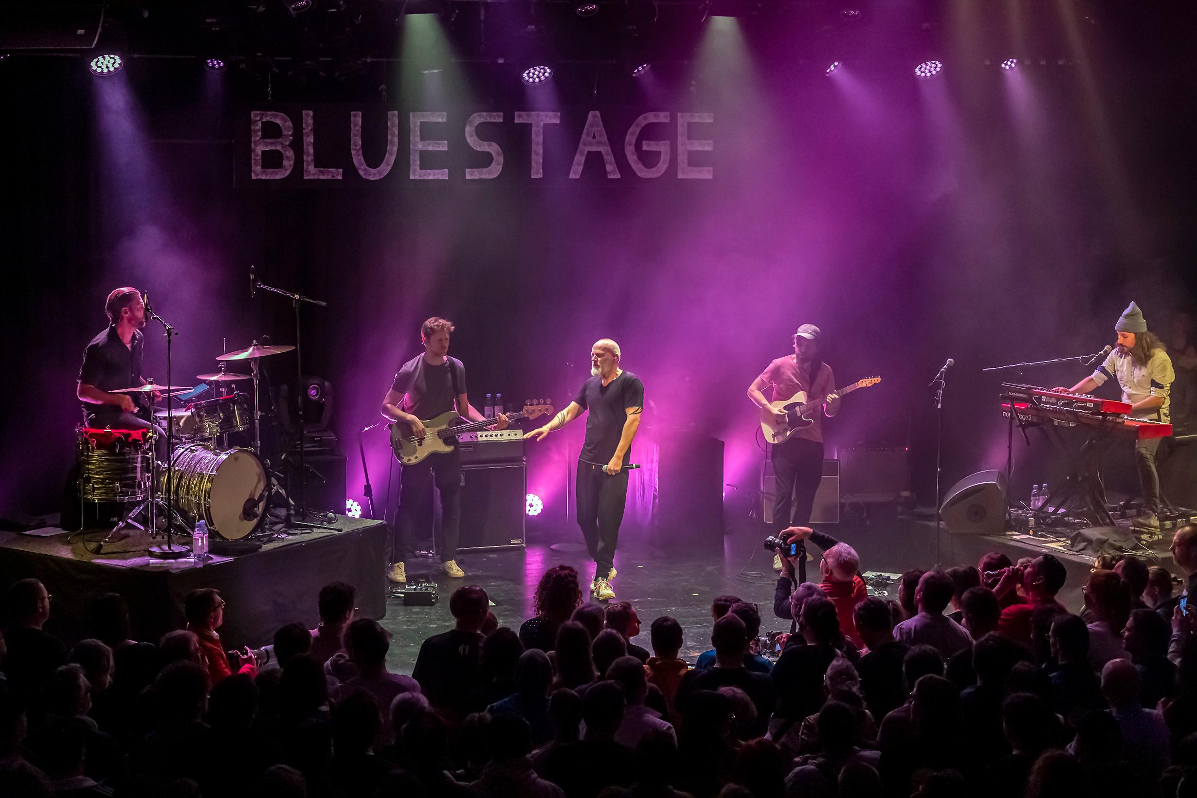 Der Auftritt von Thomas D in der Kufa war umjubelt, obwohl er nichts mit Blues zu tun hatte.