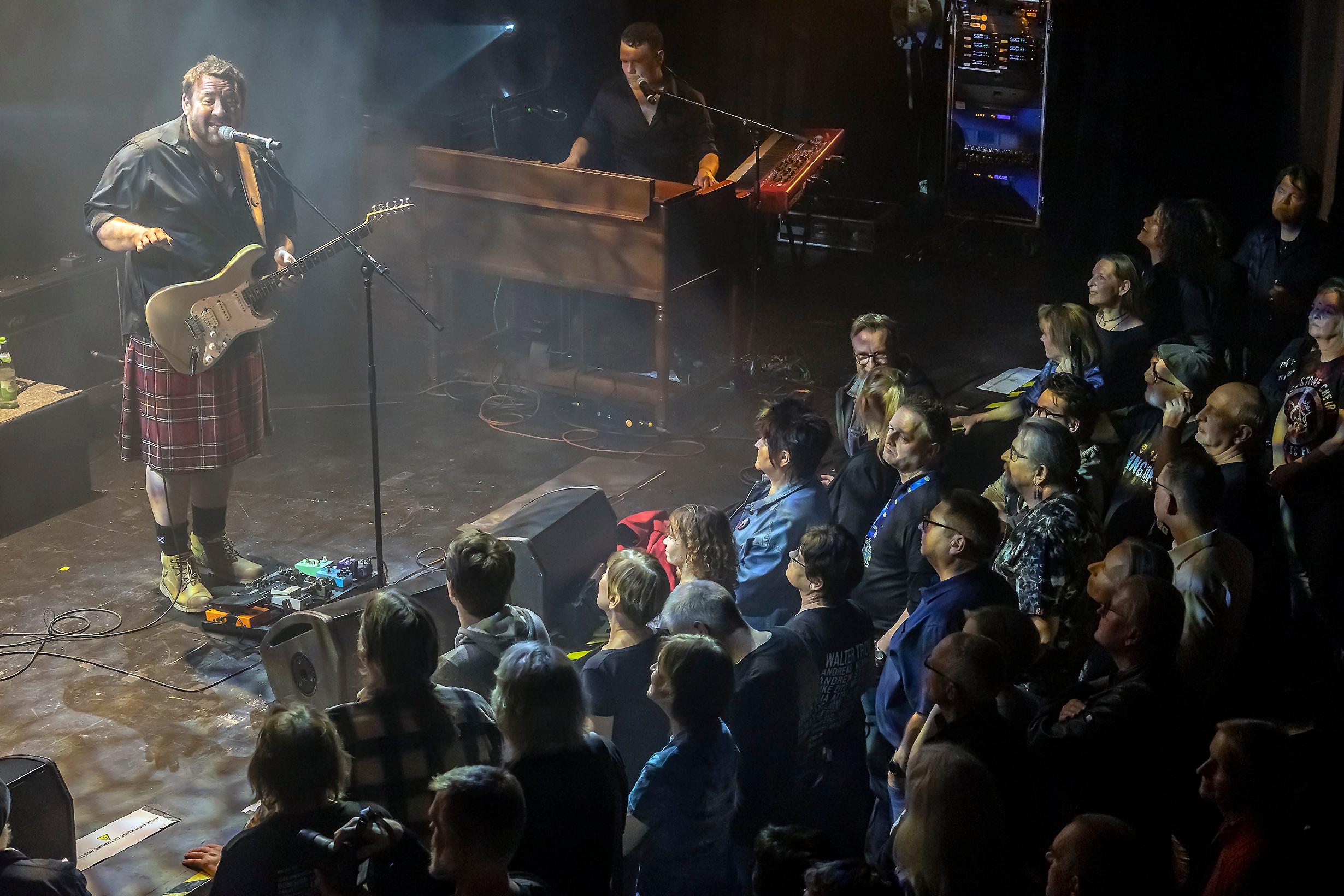 Die schottische Combo "King King" sorgte zum Festivalabschluss für gute Laune.