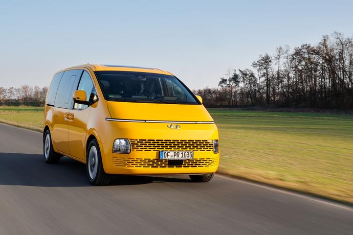 Hyundai Staria