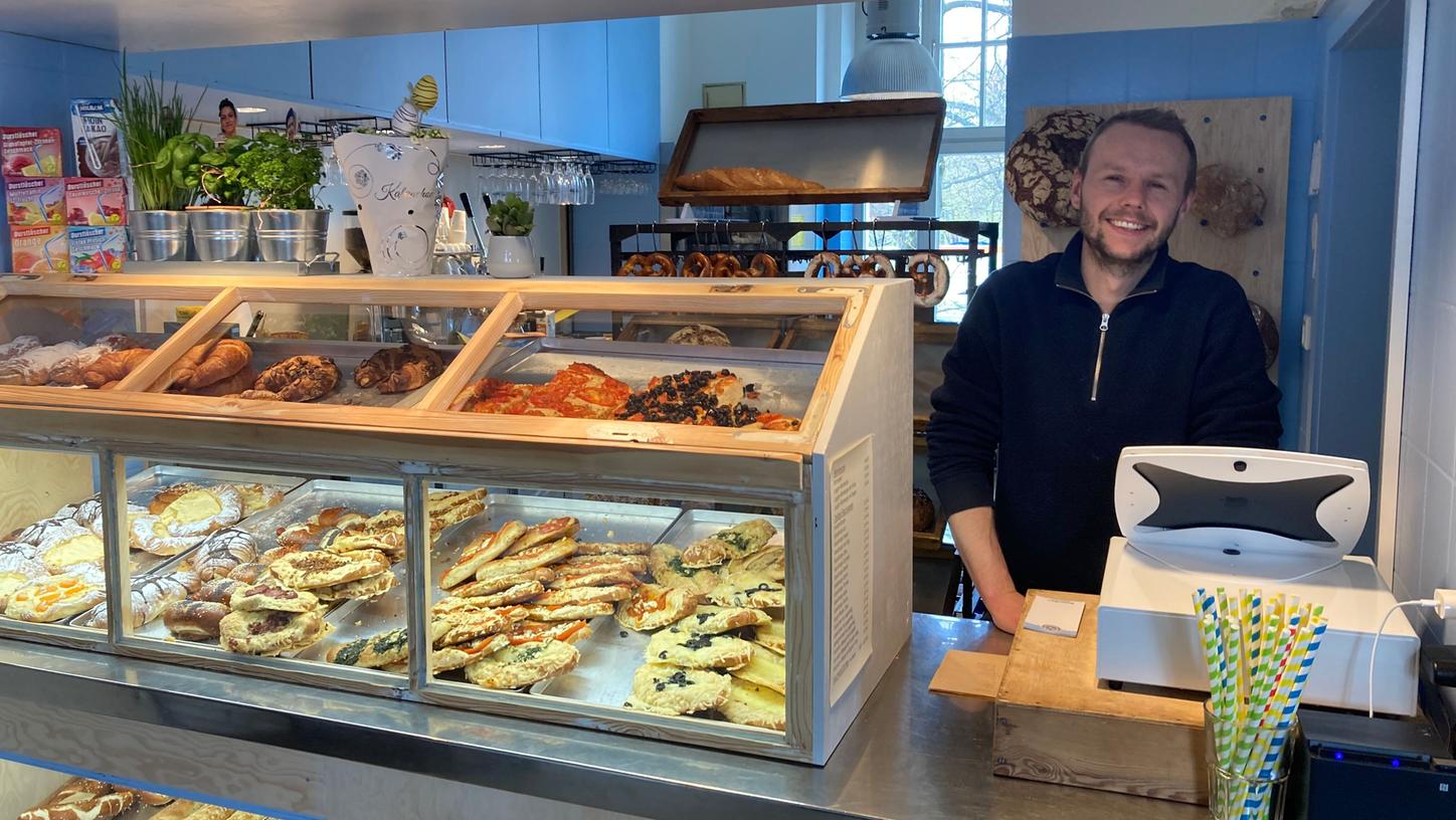Justin Seeger vom Bistro West will Kultur und Menschen ins Nachbarschaftshaus Gostenhof bringen. Justin Seeger vom Bistro West will Kultur und Menschen ins Nachbarschaftshaus Gostenhof bringen.