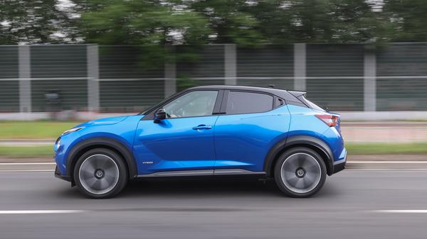 Anders sieht es auf der Autobahn aus. Bei hoher Leistungsabforderung überschreitet der Spritkonsum die Acht-Liter-Marke deutlich.