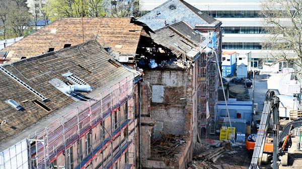 HuPfla: Abbruch des Ostflügels hat begonnen