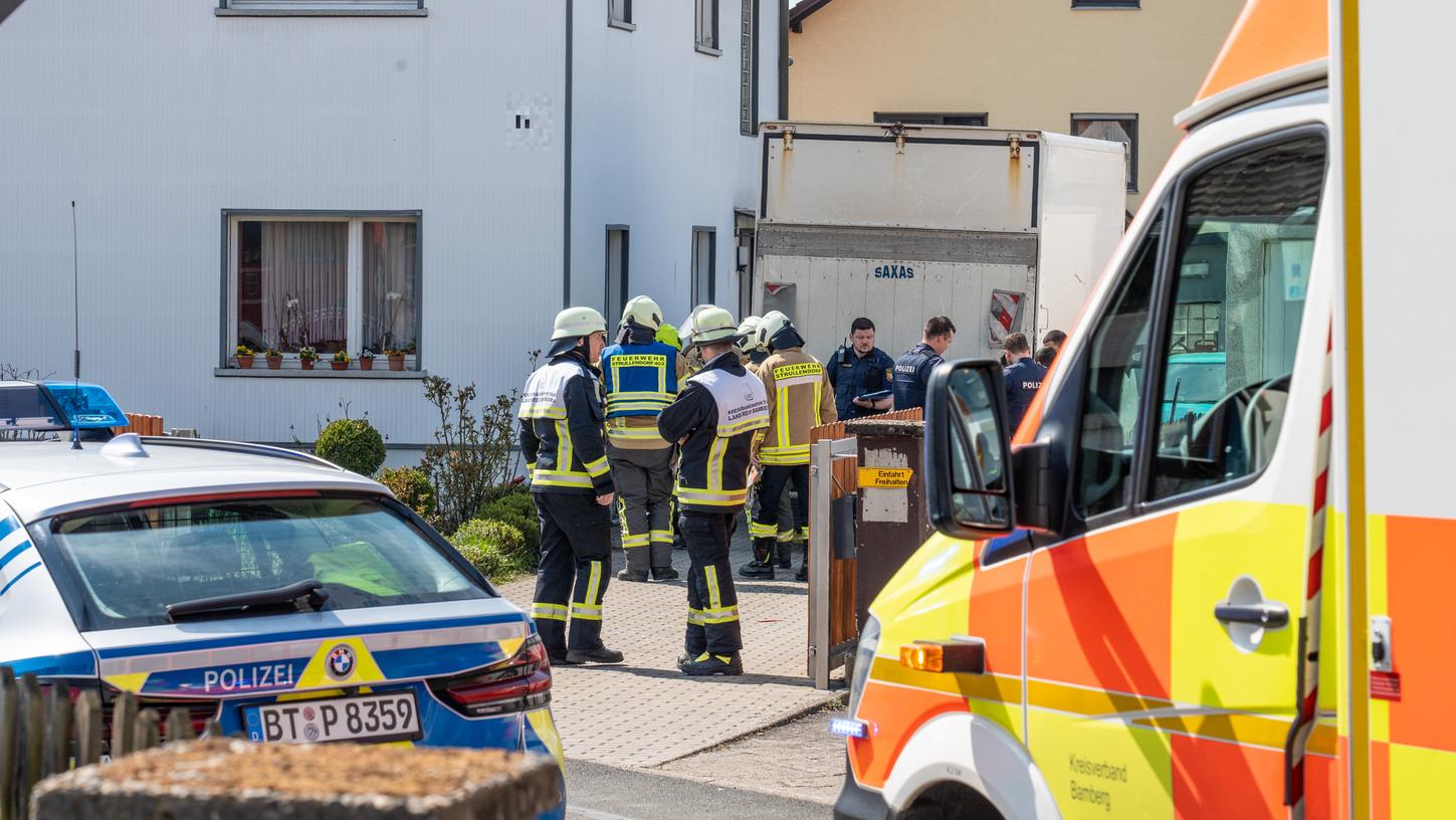 Mit schweren Verletzungen musste ein 45-Jähriger aus Strullendorf in ein Krankenhaus gebracht werden.