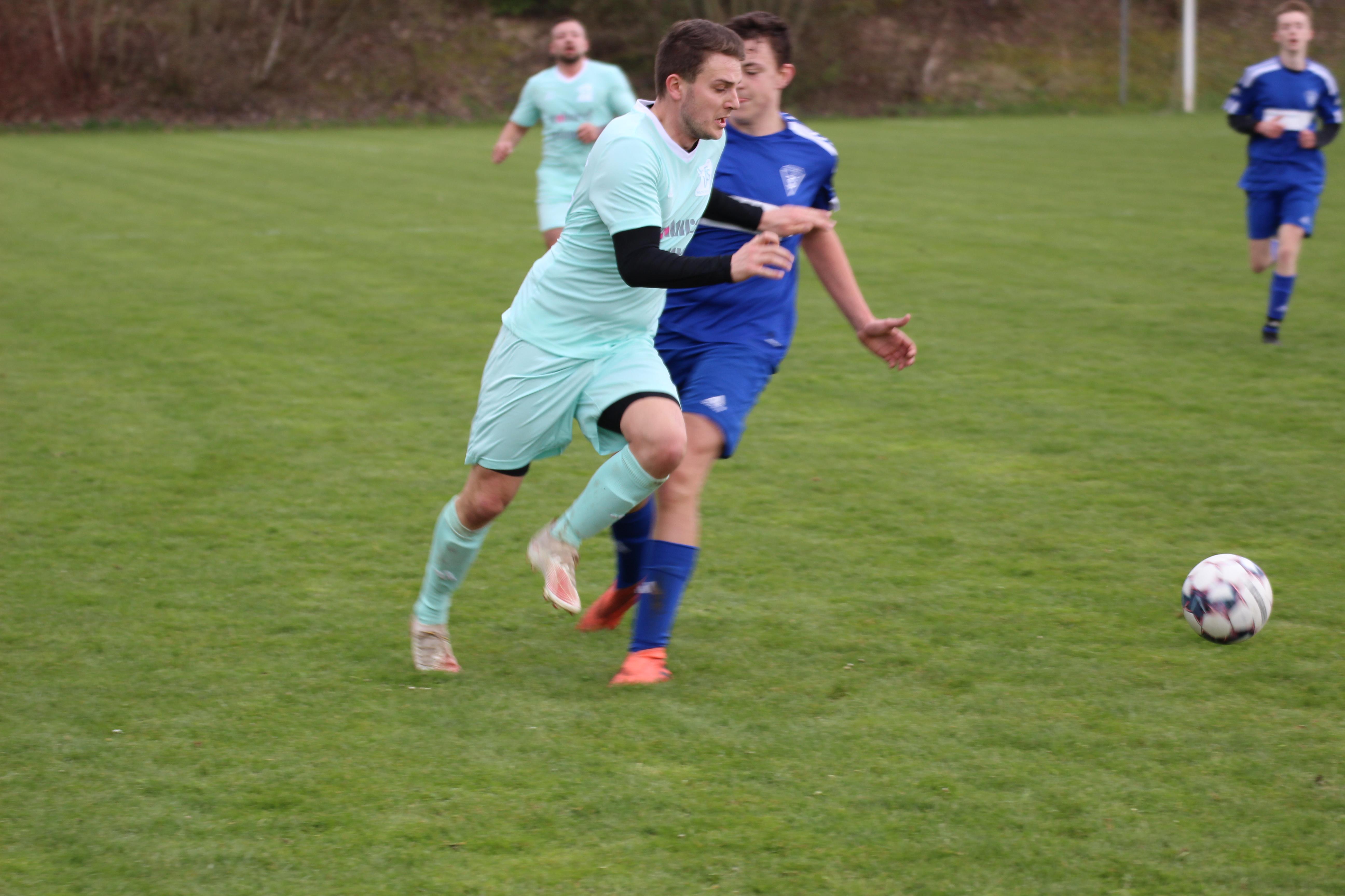 Niklas Jakubetz vom TSV Wachendorf gegen TSV Altenberg III, 08.04.23