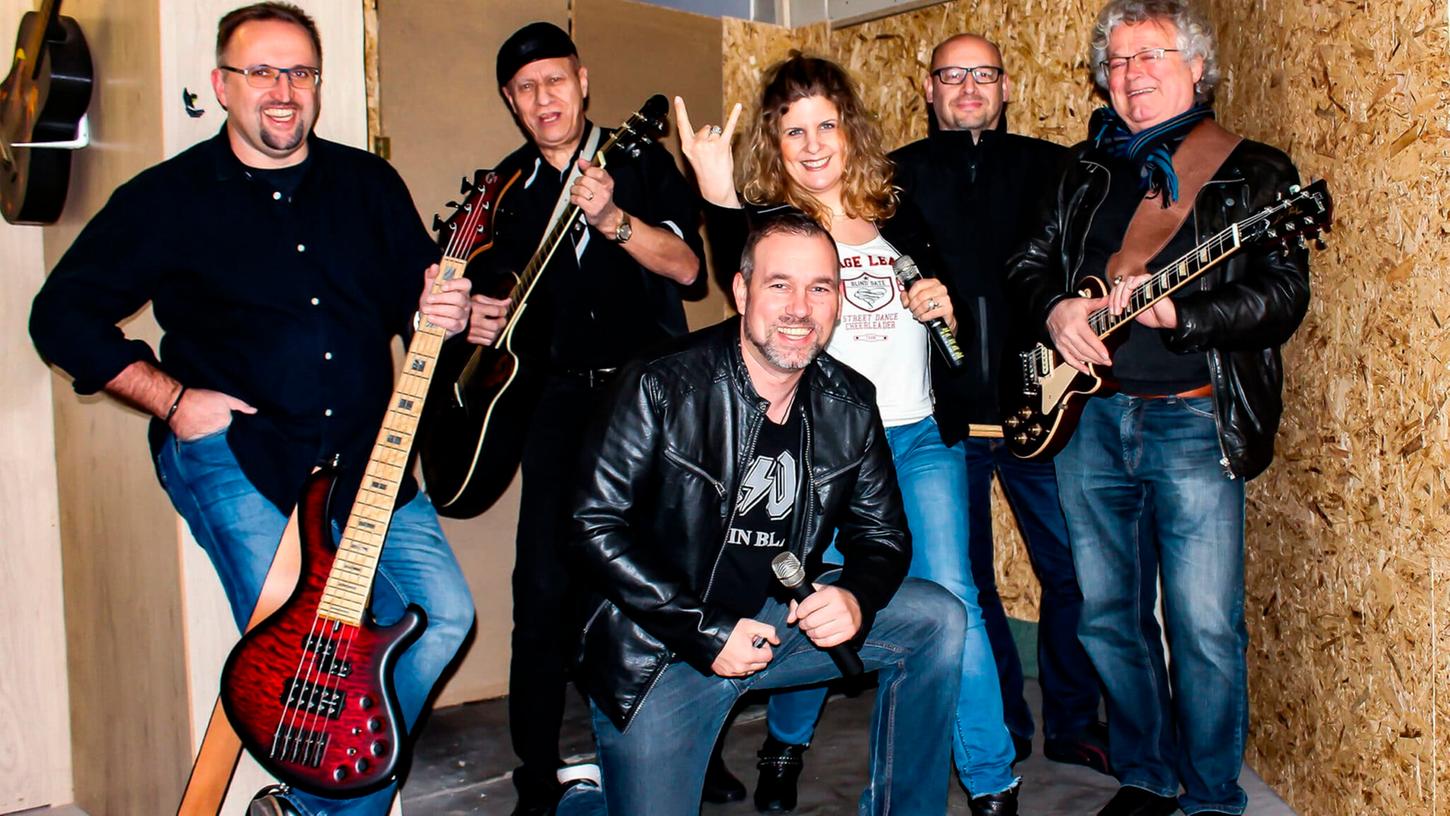 "Blend of Ages" sind sechs Musiker aus dem Großraum Nürnberg. "Blend of Ages" sind sechs Musiker aus dem Großraum Nürnberg.