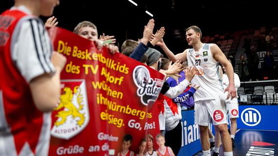 Nach dem 80:72-Sieg in Leverkusen dürfen Nürnbergs Basketballer nach vorne schauen