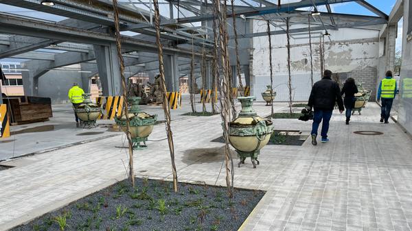 In den früheren Werkstätten der US-Armee werden zahlreichen Blumenschauen zu sehen sein.