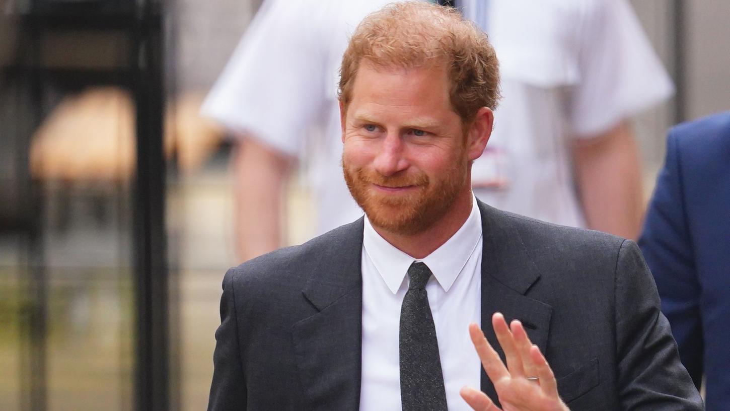 Happy End oder Pflichtbesuch? Harry kommt zur Krönung