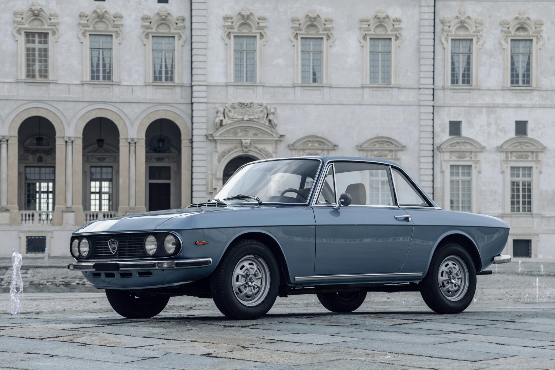 Im Jahr 1965 präsentierte Lancia das Fulvia Coupé. Entworfen wurde es in hauseigenen Centro Stile. Auffällig an dem 2+2-Sitzer ist der nahezu senkrechte Heckabschluss.