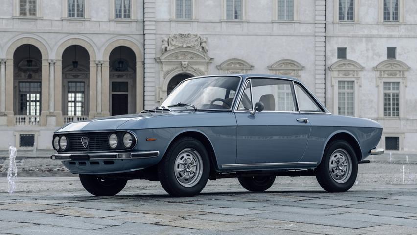 Im Jahr 1965 präsentierte Lancia das Fulvia Coupé. Entworfen wurde es in hauseigenen Centro Stile. Auffällig an dem 2+2-Sitzer ist der nahezu senkrechte Heckabschluss.  