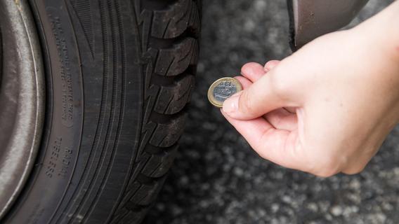 Neukauf bei den Autoreifen: Nach dieser Zeit sollten Sie Reifen spätestens austauschen