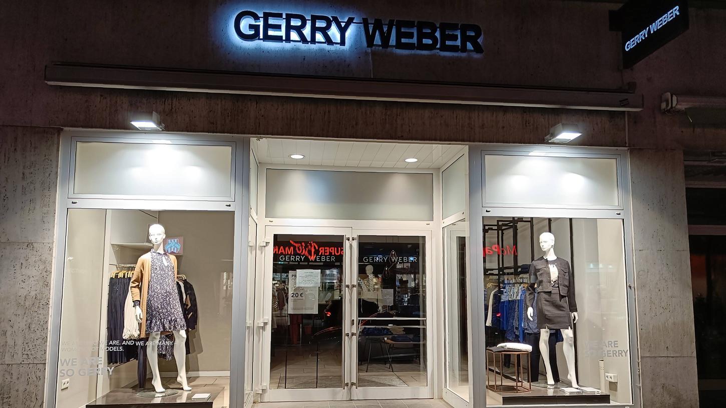 In einigen Filialen der Modekette werden bald ganz die Lichter ausgehen. In einigen Filialen der Modekette werden bald ganz die Lichter ausgehen.