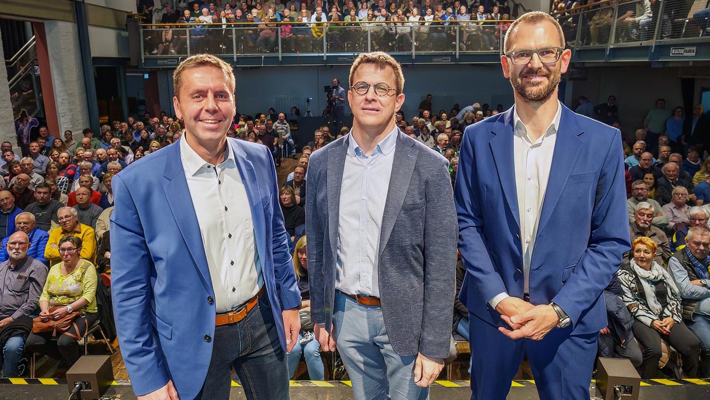 Die Kandidaten der Landratswahl Roth von links:  Ben Schwarz (SPD/Grüne), Helmut Bauz (FW) und Jochen Münch (CSU).