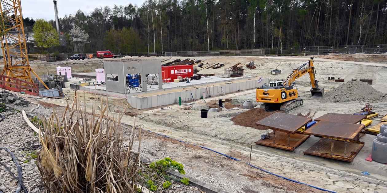 Erlanger Klinikum am Europakanal RiesenProjekt, RiesenProblem Wo
