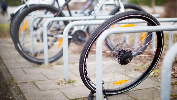 Fürther ortete sein gestohlenes Fahrrad in Berlin: Zwei Tatverdächtige festgenommen
