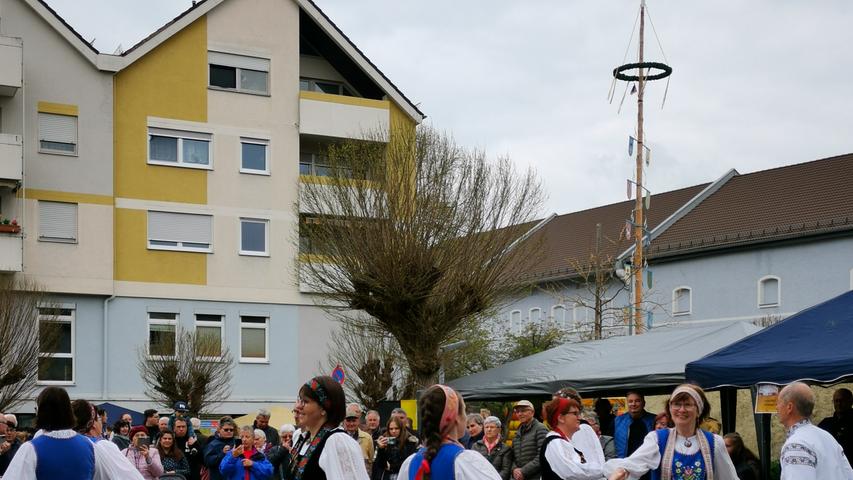 Zur Kultur gehört auch der Tanz, das wird unter anderem die Tanzgruppe der Siebenbürger Sachsen unter Beweis stellen.