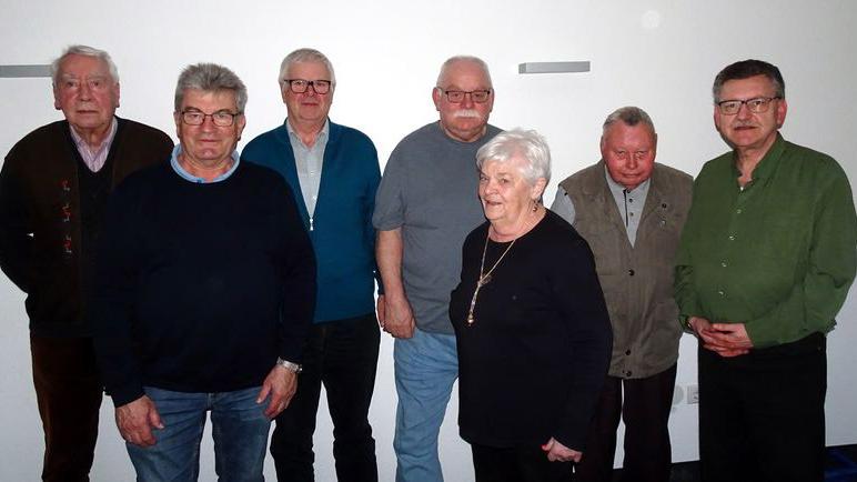 Die Führungsspitze der Senioren-Union im Kreis: (von links) Friedhelm Hardt, Ewald Geißendörfer, Gerhard Haag, Walter Reiß, Doris Kögler, Erich Schuh und Thomas Reim.