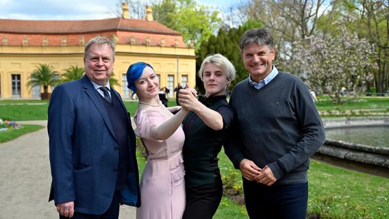 Schlossgartenfest der FAU in Erlangen kehrt 2023 mit verbesserter Lasershow zurück
