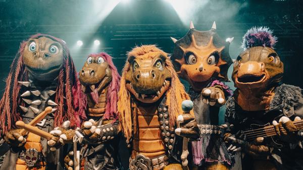 Die Formation Heavysaurus beliefert die Welt mit Rock für Kinder und Familien. Am Montag beschallt die Band den Löwensaal. Start: 14 Uhr.