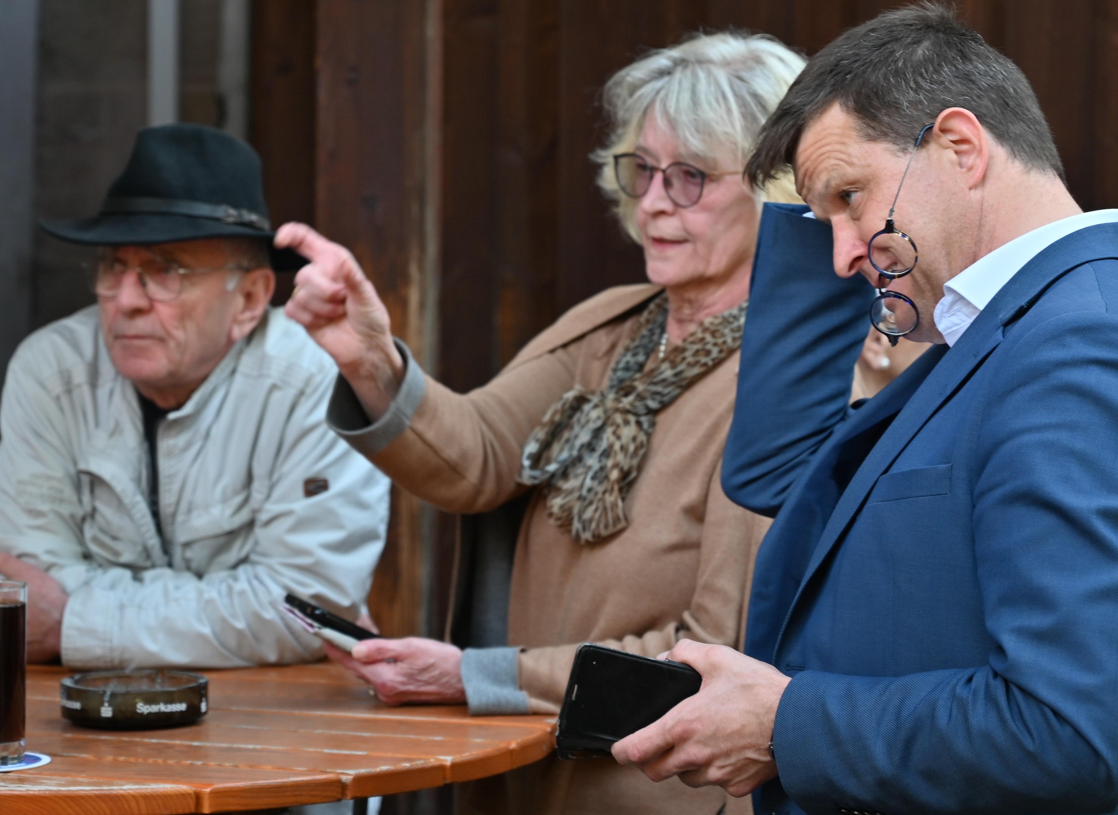 Landratswahl Roth: Der Auszählkrimi von Ben Schwarz, Jochen Münch und ...
