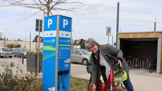 Oberasbach: Neue Ladesäule für die Radler, E-Autos für die Stadtverwaltung