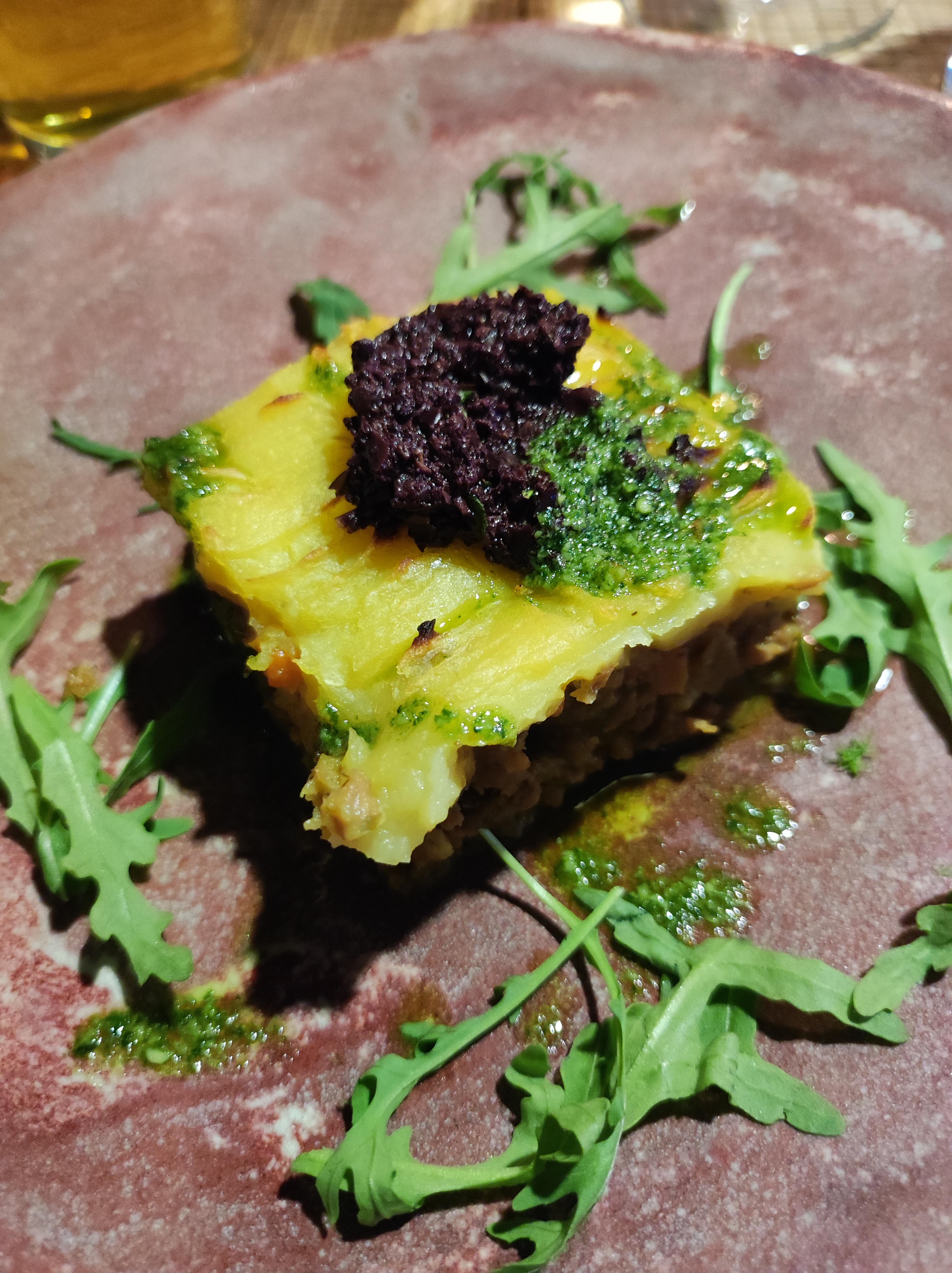 Die Süßkartoffeln für den Auflauf und die Oliven für die Paste wachsen ebenfalls im Umkreis. 