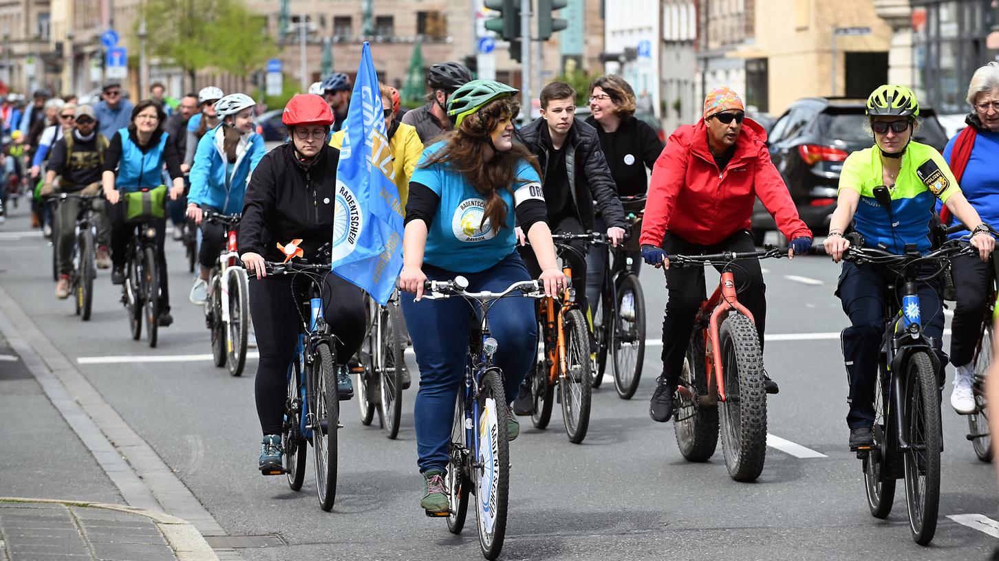 Schon im April war in Fürth eine Sternfahrt unter dem Motto  "Sicher Fahrradfahren" angesagt. 