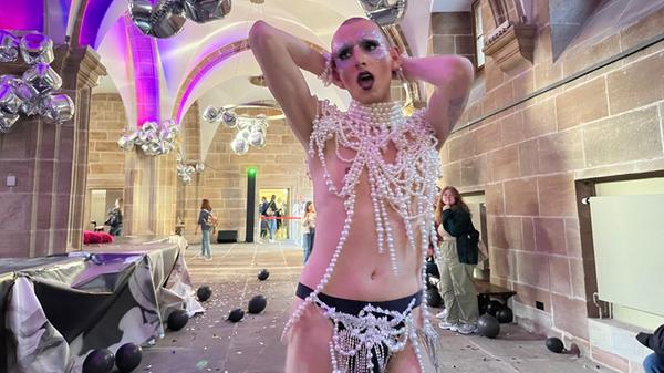 Performance im Rathaus