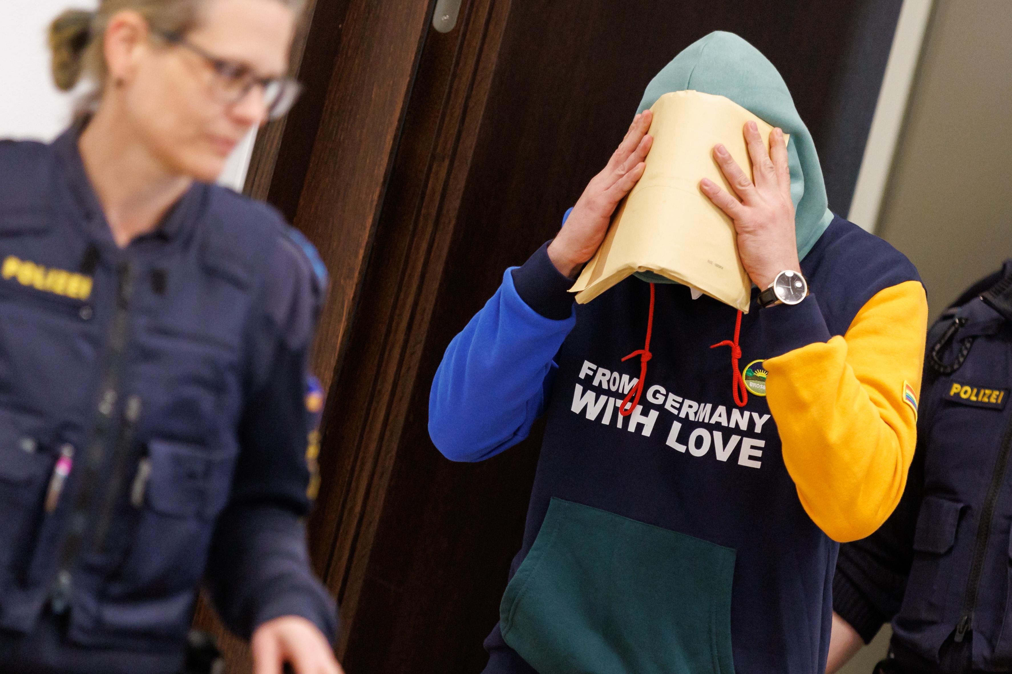 Prozess gegen Mann wegen Mordes an Ehefrau