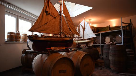 Blaue Maus und Segelschiff: Die älteste Whisky-Destillerie Deutschland liegt im Herzen von Franken