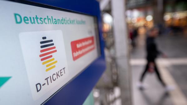 Arbeitgeber kann 49-Euro-Ticket steuerfrei erstatten