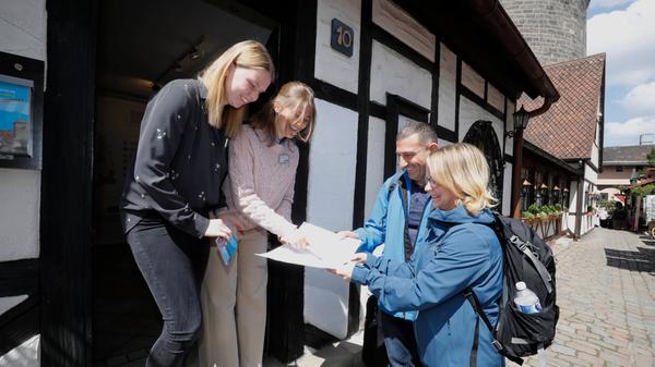 Pop Up Tourist Information