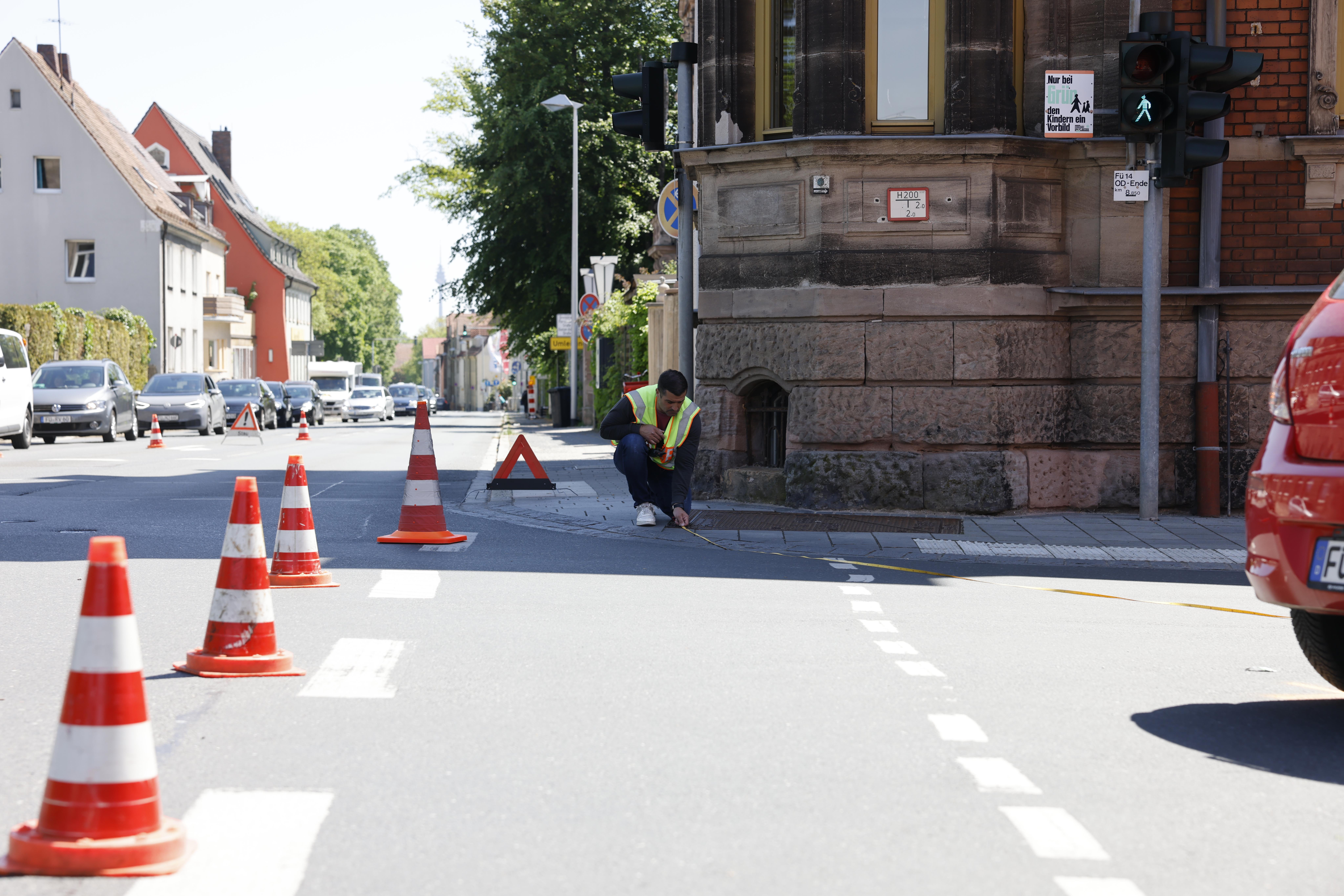 Mädchen von Auto erfasst: 6-Jährige verletzt