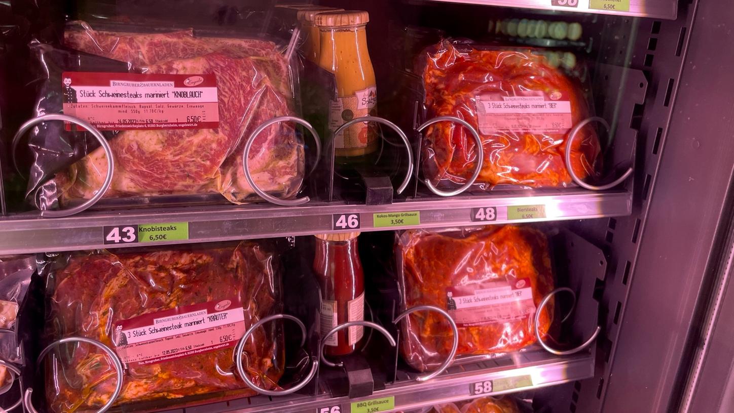 Spontan den Grill anmachen? Marinierte Steaks gibt es in der Speisekammer Franken ebenso wie Bratwürste. Spontan den Grill anmachen? Marinierte Steaks gibt es in der Speisekammer Franken ebenso wie Bratwürste.