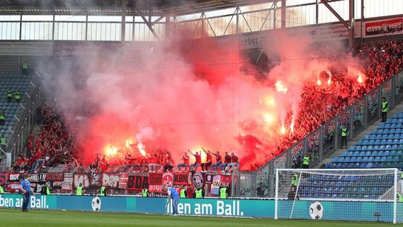 Doppelpack, Pyro und Torjubel: Die Bilder zum Unentschieden FCN gegen Magdeburg