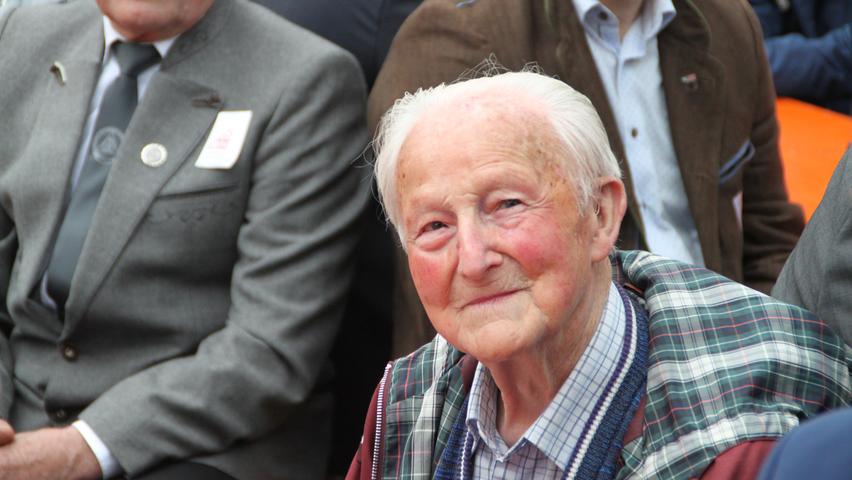Ein ganz besonderer Gast: Bruno Müller ist mit 98 Jahren der älteste, aktive Heimatpfleger. 
