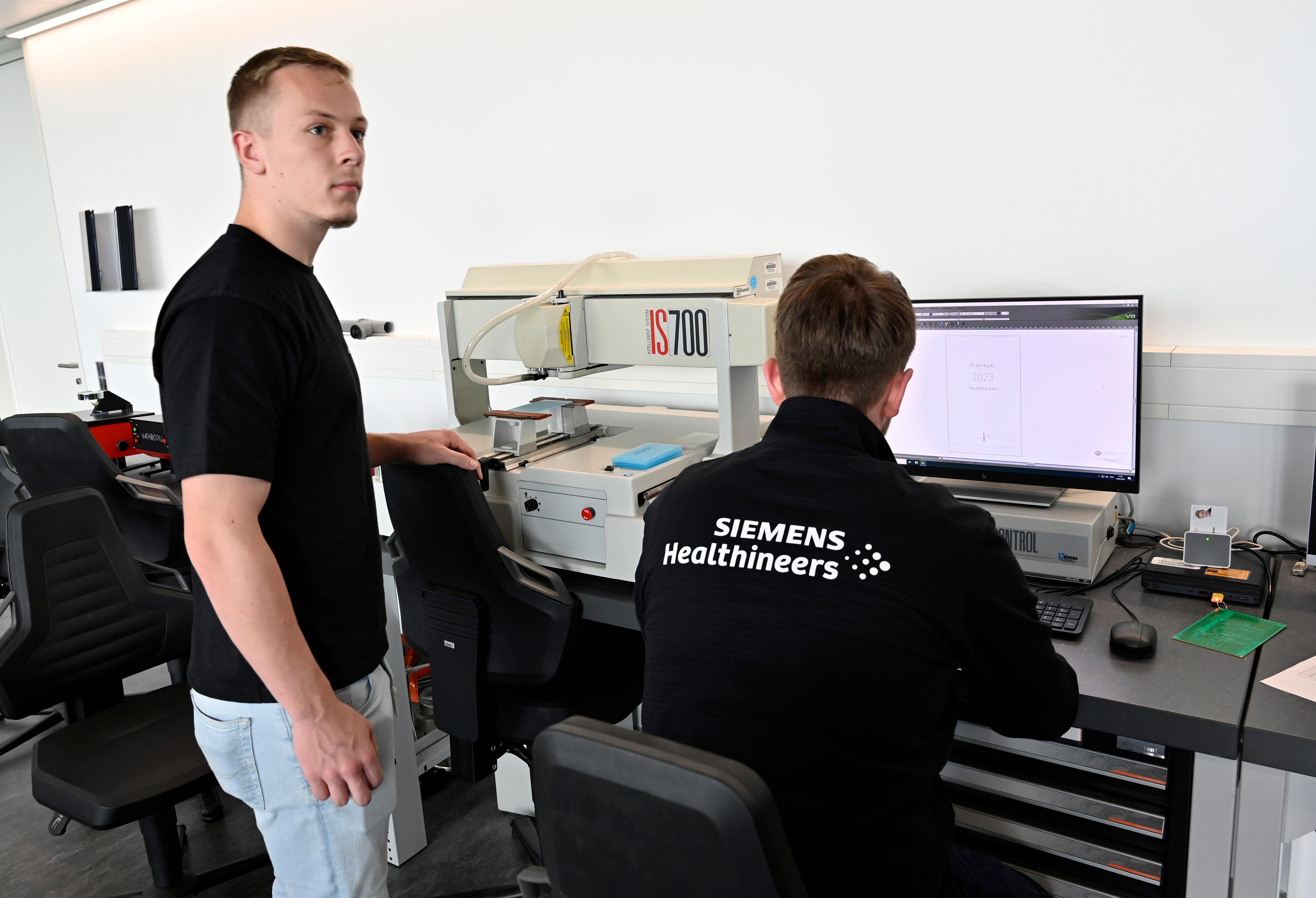 In unterschiedlich ausgestatteten Ausbildungsräumen können die unterschiedlichsten Fertigkeiten geschult und geübt werden.