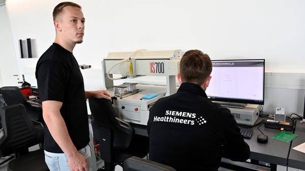 In unterschiedlich ausgestatteten Ausbildungsräumen können die unterschiedlichsten Fertigkeiten geschult und geübt werden.