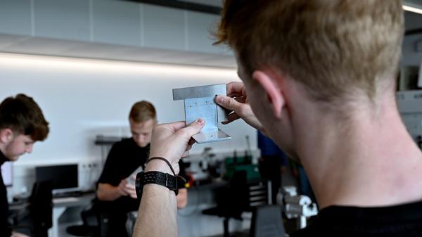 In unterschiedlich ausgestatteten Ausbildungsräumen können die unterschiedlichsten Fertigkeiten geschult und geübt werden.
